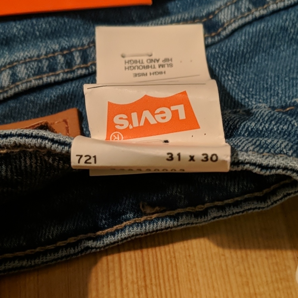 Levi's Orange Tab Denim Shorts - Picture 5 of 7